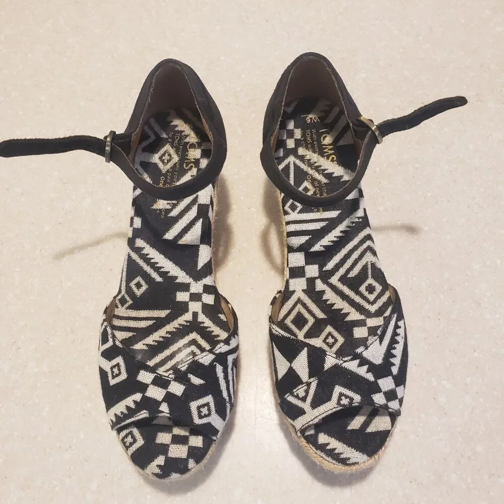 Toms Women's Madelyn Woven Platform Espadrille Wedge Sandals Black Size 6W